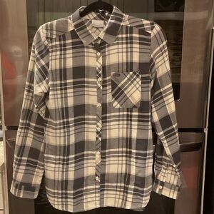 Women’s Columbia Gray and Off White flannel shirt